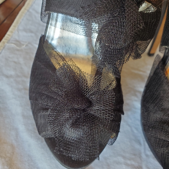 Wild Rose Black Tulle Heels - Picture 5 of 5